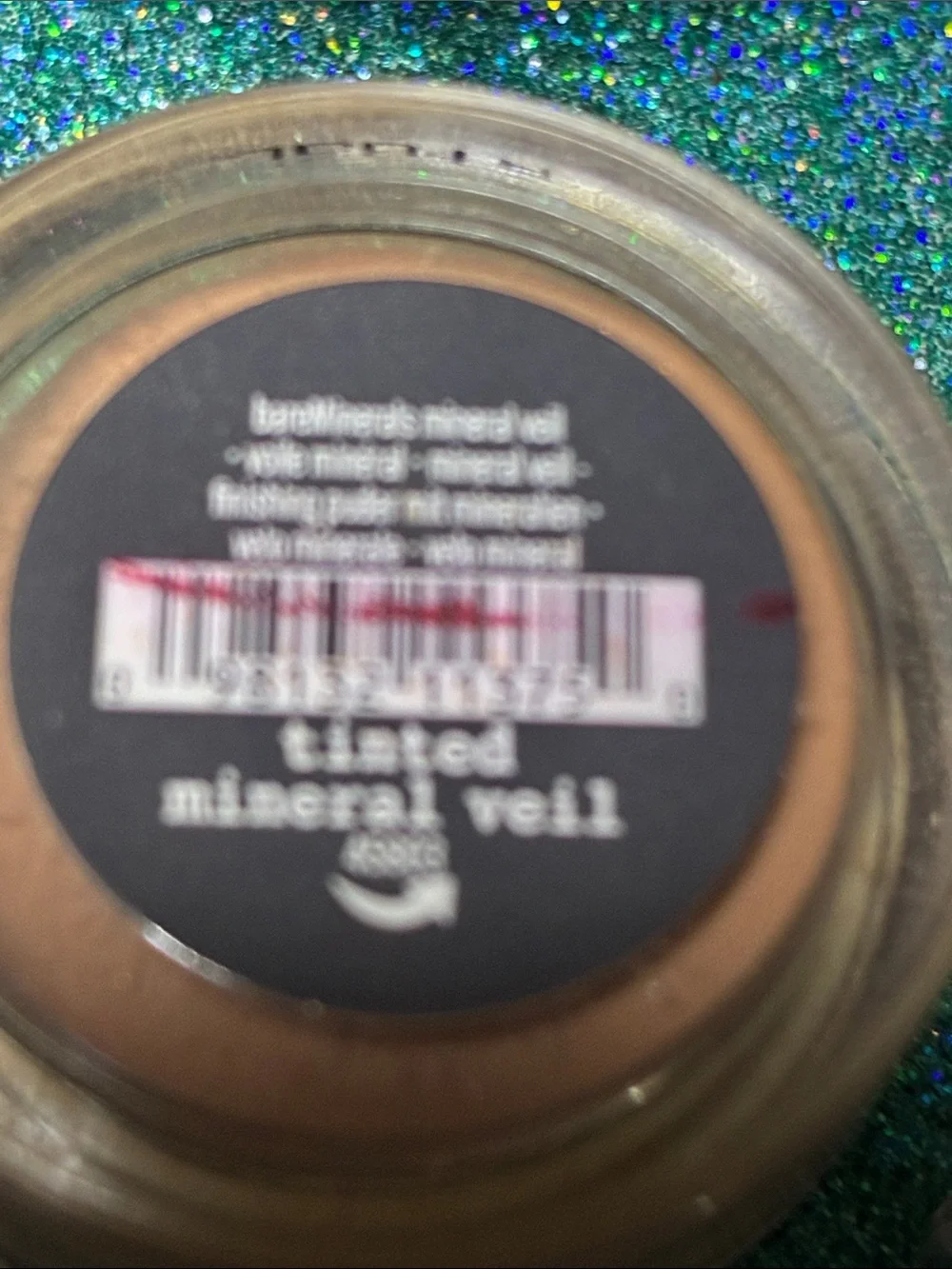 bareMinerals Brightening Pearl Mineral Veil -Tinted mineral Veil.
